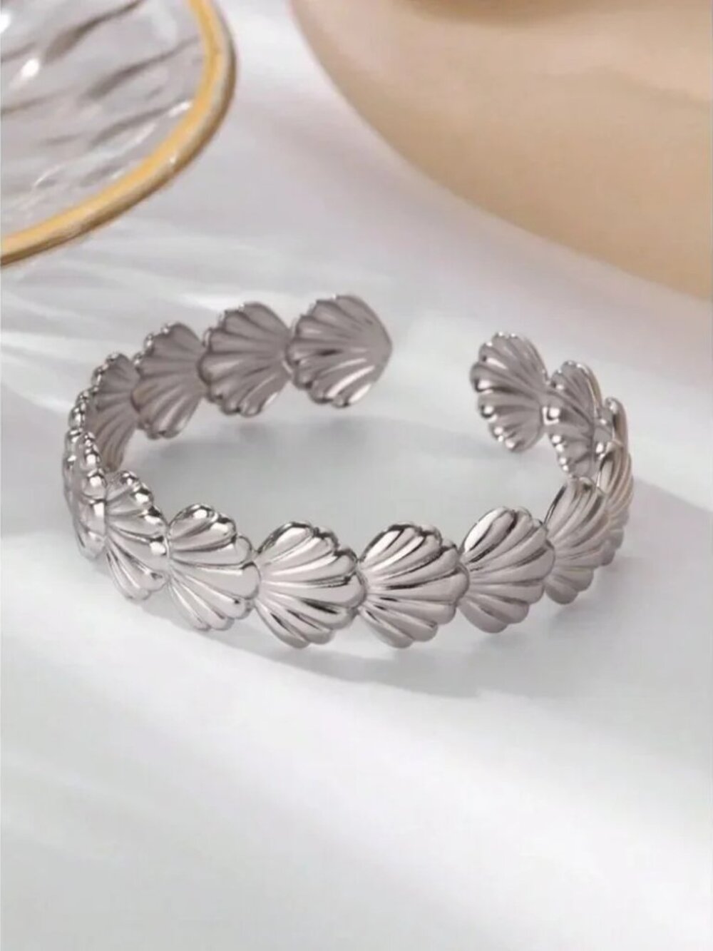 Shell LinkCuff Bracelet 2571